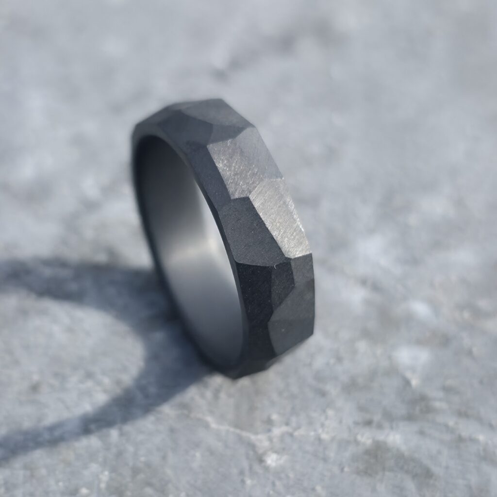 Bague en Tantale - Atelier Landès